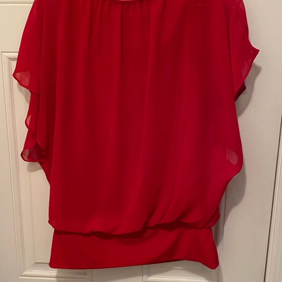 JM Collection Red Flutter Sleeve Top Size M NWT New - Picture 7 of 12